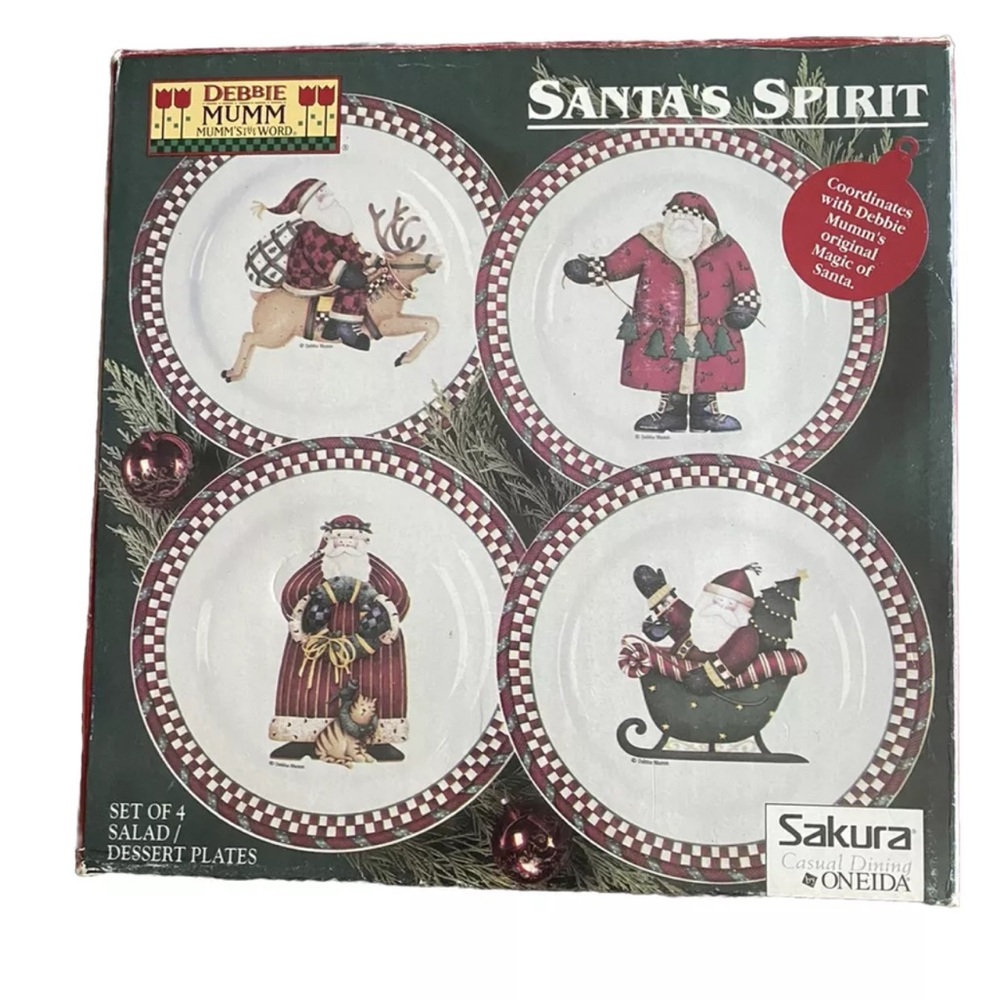 Debbie Mumm Set Of 4 Santa’s Spirit Salad/Dessert Stoneware Plates Sakura NEW